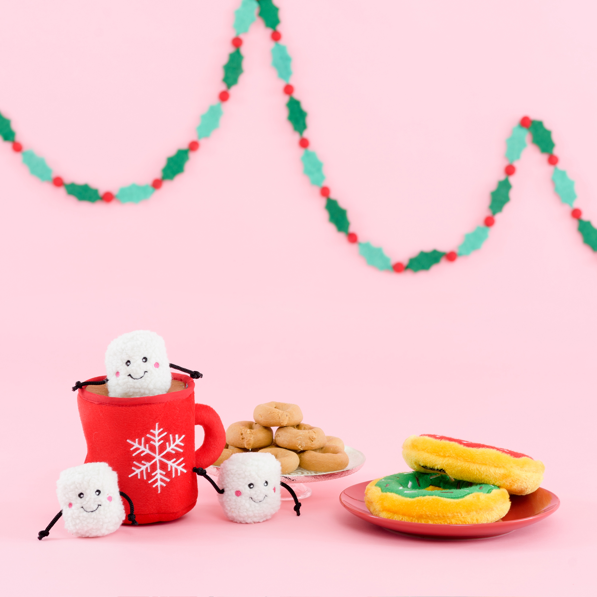 Holiday Burrow™ - Hot Cocoa