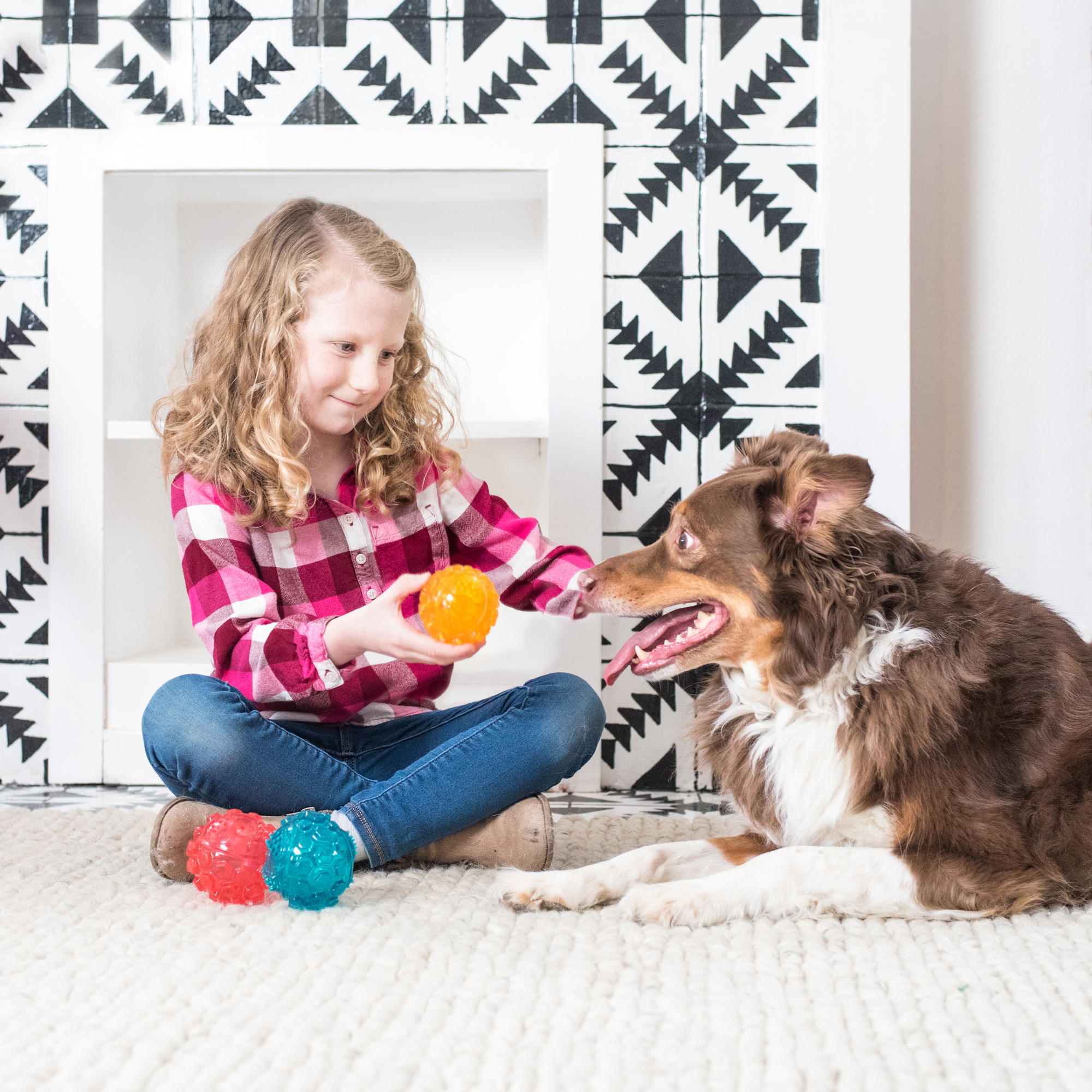 ZippyTuff Squeaker Ball - Small