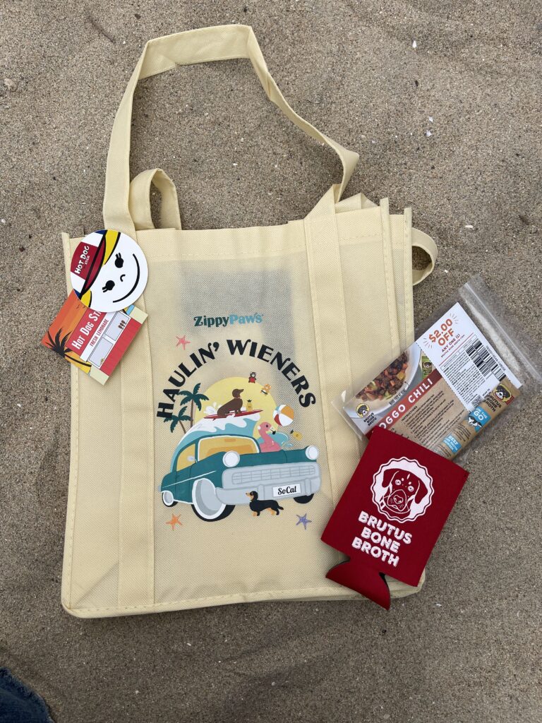 ZippyPaws Haulin' Wieners Tote Bag