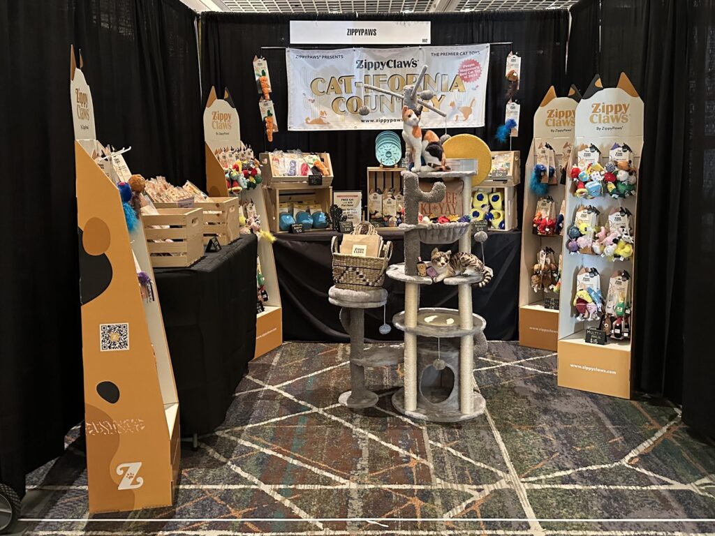 ZippyClaws by ZippyPaws CatCon 2025 Booth
